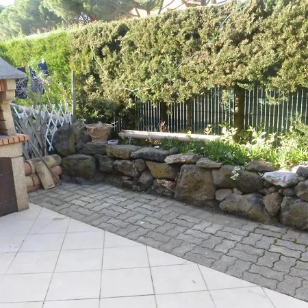 Mitoyenne Calme Avec Piscine Et Parking, Proche Pour 6 Personnes - Fr-1-607-28 * Agde