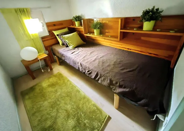 Mitoyenne Calme Avec Piscine Et Parking, Proche Pour 6 Personnes - Fr-1-607-28 Agde